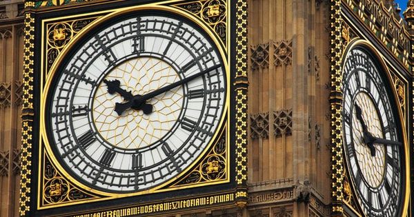 A close up of Big Ben and situated very close to where a sexy Japanese masseuse can meet you for a relaxing full body massage