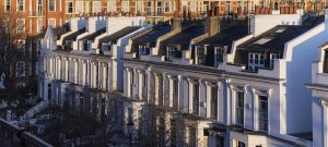 Houses in Chelsea, where an Asian masseuse will meet you for a full body relaxing massage near the Saatchi Gallery
