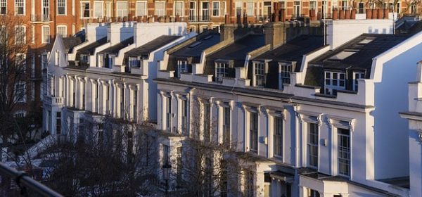 Houses in Chelsea, where an Asian masseuse will meet you for a full body relaxing massage near the Saatchi Gallery